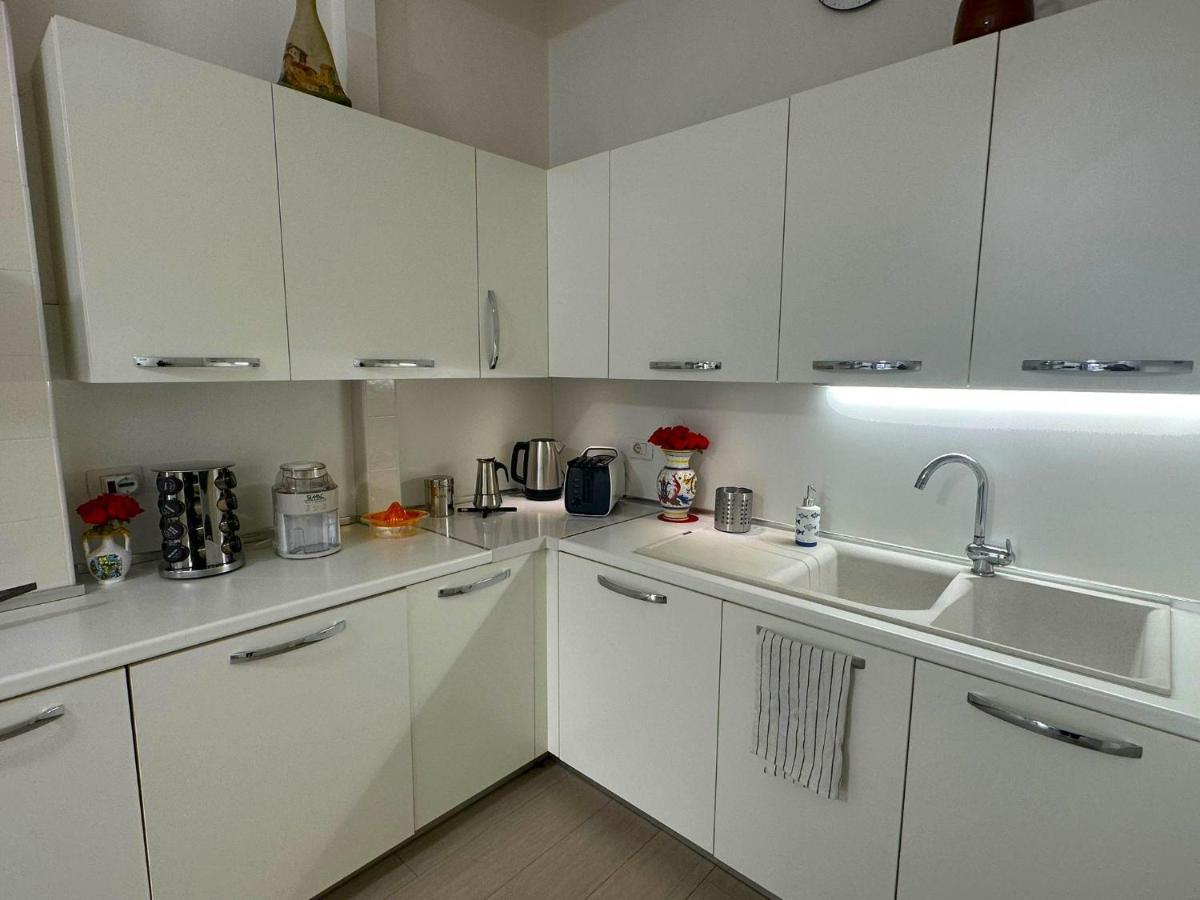 Modern River House Apartment Флоренция Екстериор снимка